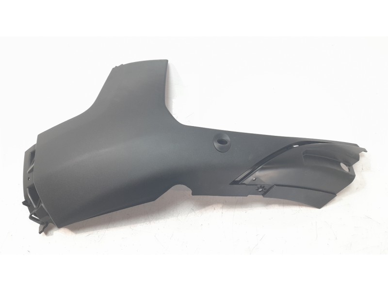 Recambio de moldura paragolpe delantera derecha para peugeot 3008 ii suv (mc_, mr_, mj_, m4_) 2.0 bluehdi 180 referencia OEM IAM