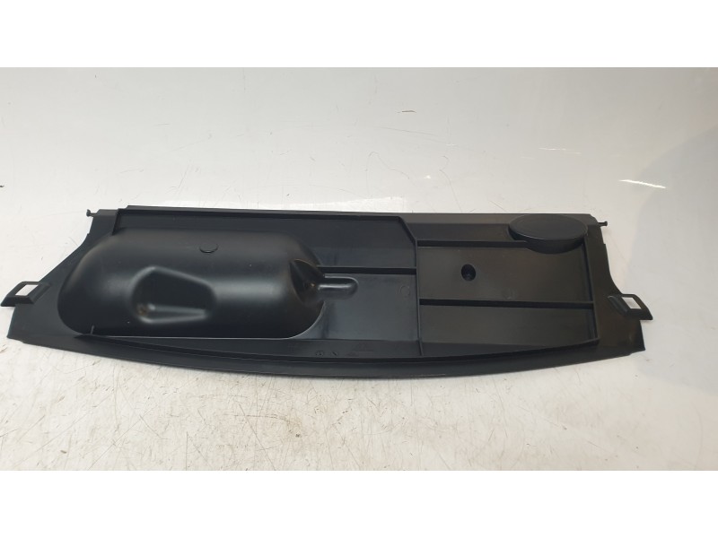 Recambio de moldura para renault megane iii hatchback (bz0/1_, b3_) 1.5 dci referencia OEM IAM 214769986R  