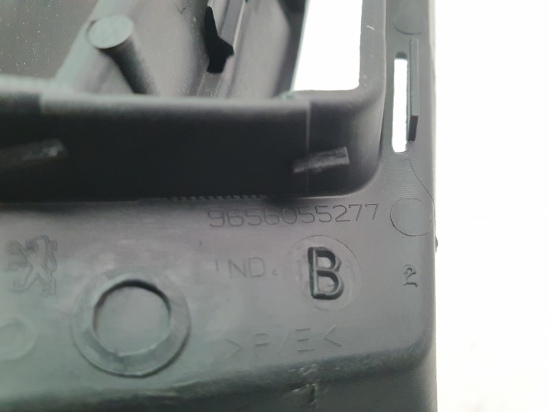 Recambio de rejilla delantera para citroën c4 i (lc_) 1.4 16v referencia OEM IAM 7414JN 9656055277 