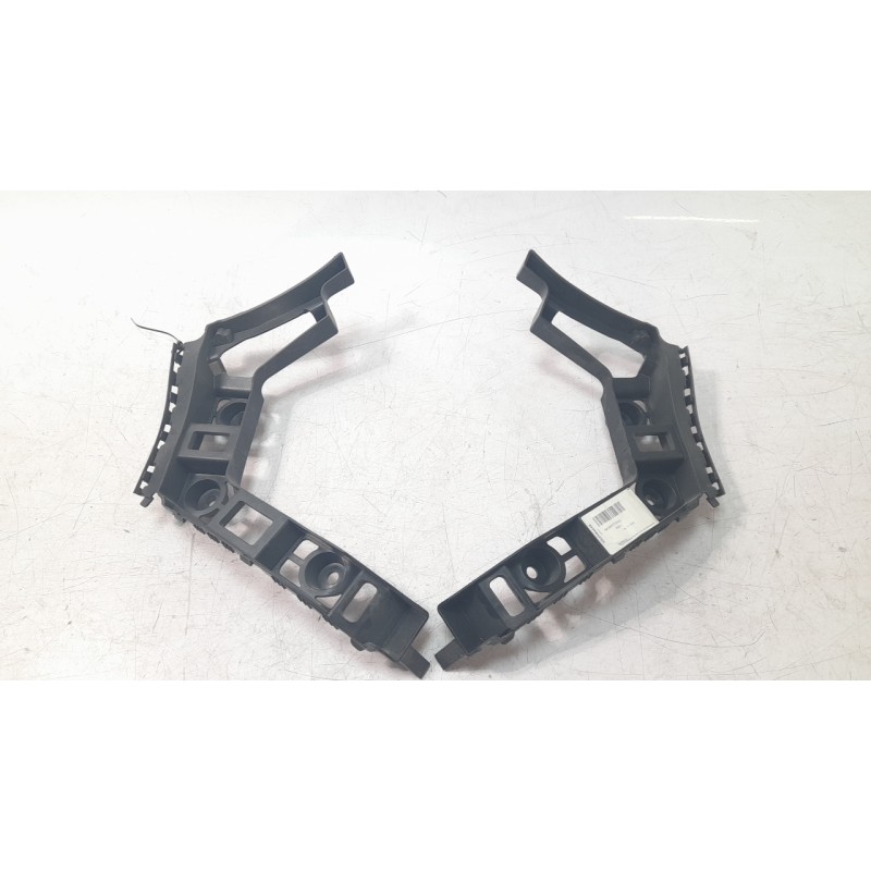 Recambio de soporte paragolpes trasero para volkswagen golf vi (5k1) 1.6 multifuel referencia OEM IAM 5K6807393  240189