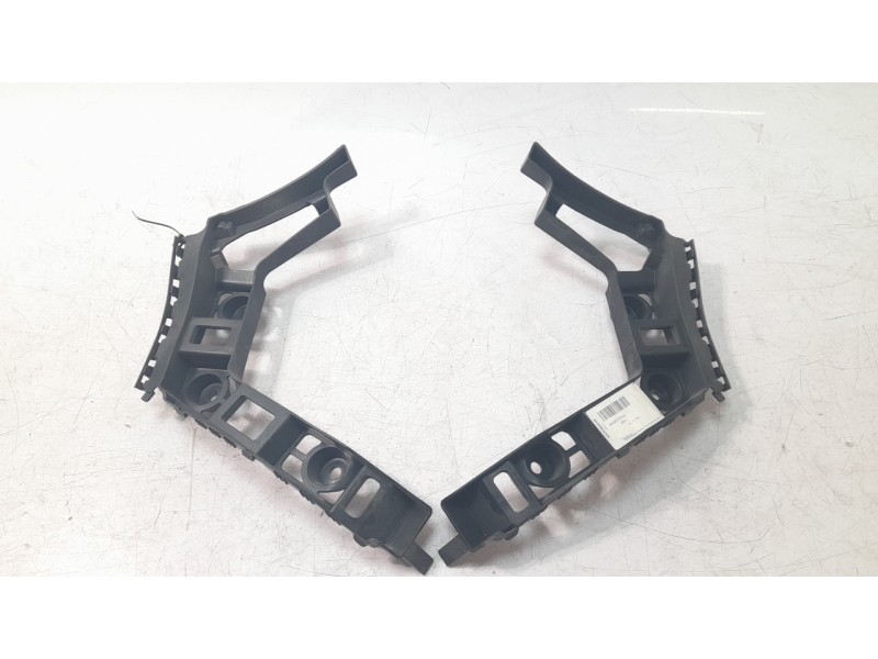 Recambio de soporte paragolpes trasero para volkswagen golf vi (5k1) 1.6 multifuel referencia OEM IAM 5K6807393  240189