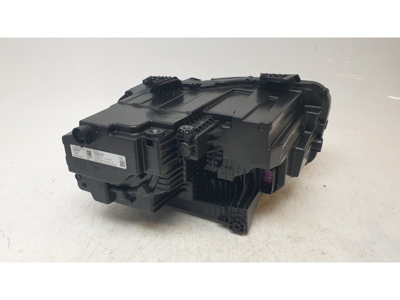Recambio de faro izquierdo para lynk & co 01 hev referencia OEM IAM 8889665947  