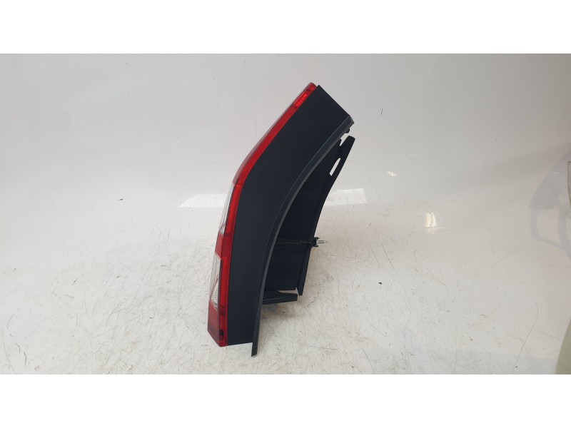 Recambio de piloto trasero izquierdo para dacia sandero 1.2 16v lpg referencia OEM IAM 8200734825  103F08530771 , DA2204154