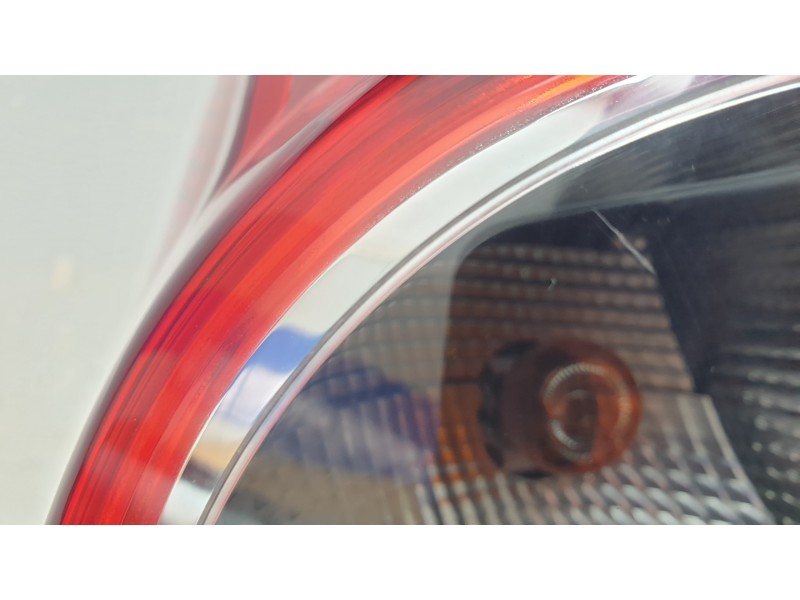 Recambio de piloto trasero izquierdo para dacia sandero 1.2 16v lpg referencia OEM IAM 8200734825  103F08530771 , DA2204154