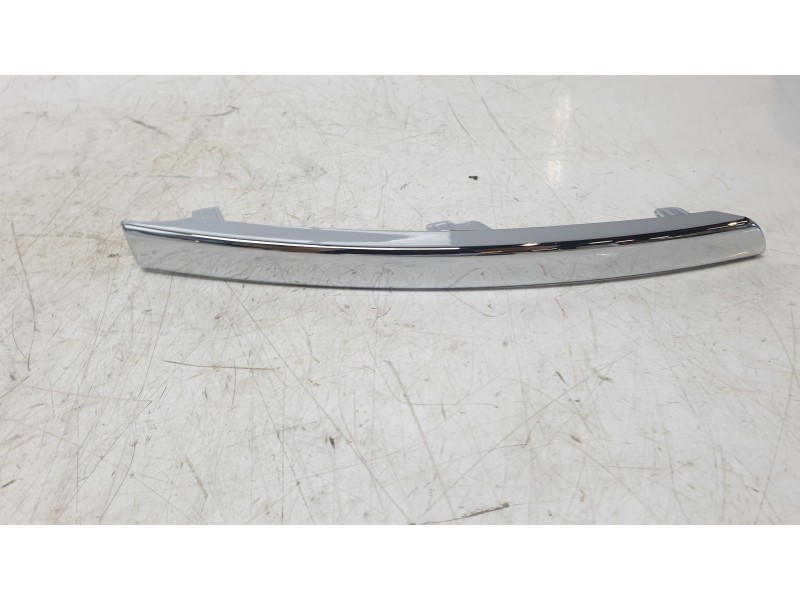 Recambio de moldura paragolpe delantera derecha para citroën xsara picasso (n68) 1.6 16v referencia OEM IAM 9680404377  