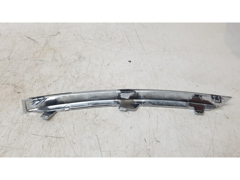 Recambio de moldura paragolpe delantera derecha para citroën xsara picasso (n68) 1.6 16v referencia OEM IAM 9680404377  