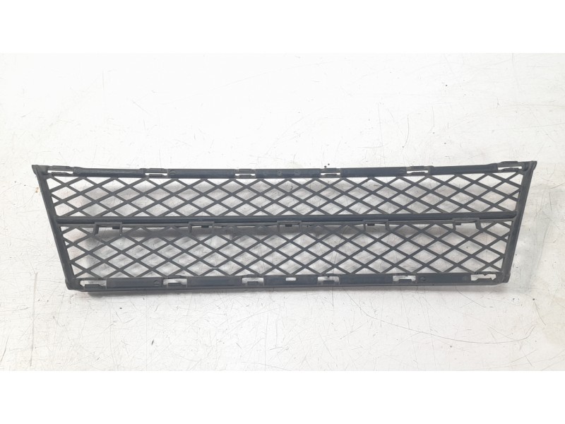 Recambio de rejilla paragolpes delantero para bmw 5 (e60) 520 i referencia OEM IAM 51117178115 107062703 212105I