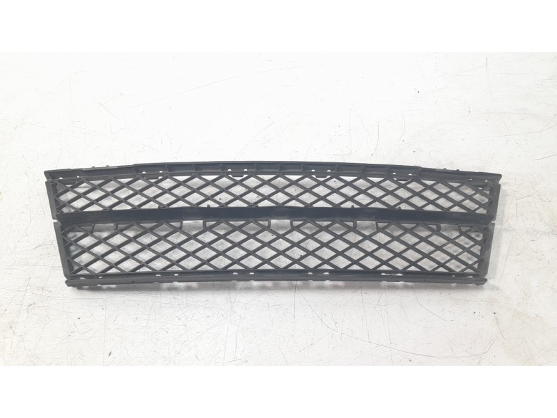 Recambio de rejilla paragolpes delantero para bmw 5 (e60) 520 i referencia OEM IAM 51117178115 107062703 212105I