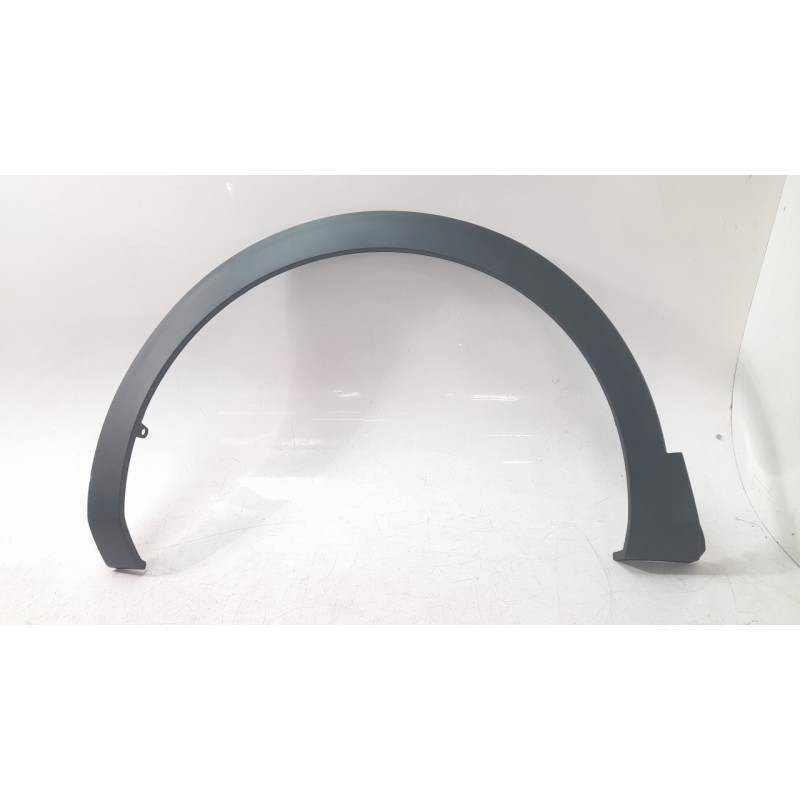 Recambio de aletin delantero izquierdo para peugeot 3008 ii suv (mc_, mr_, mj_, m4_) 2.0 bluehdi 180 referencia OEM IAM 98252889