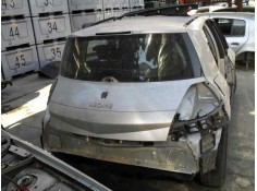 renault megane ii berlina 3p del año 2002 2