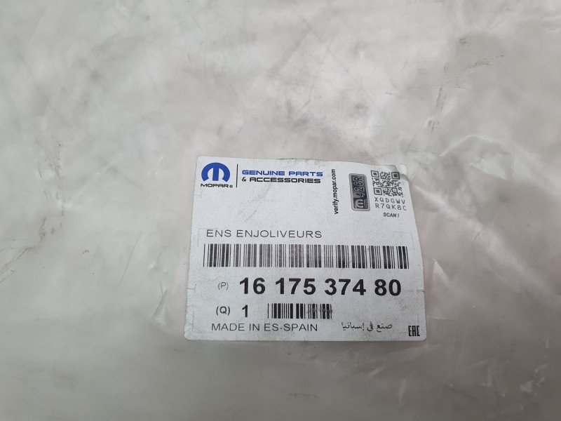 Recambio de moldura antiniebla izquierda para citroën c4 picasso ii 1.6 thp 155 referencia OEM IAM 1617537480 99890663 , AA37703