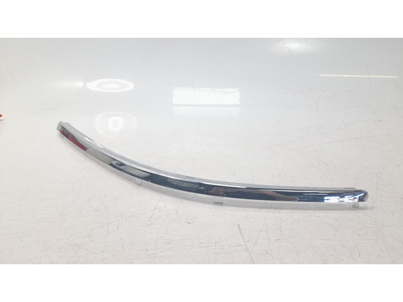 Recambio de moldura para volkswagen passat b5 (3b2) 1.9 tdi referencia OEM IAM VG04097MAL  