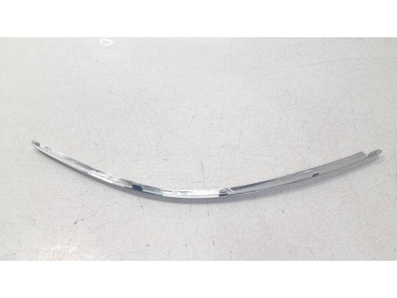 Recambio de moldura para volkswagen passat b5 (3b2) 1.9 tdi referencia OEM IAM VG04097MAL  