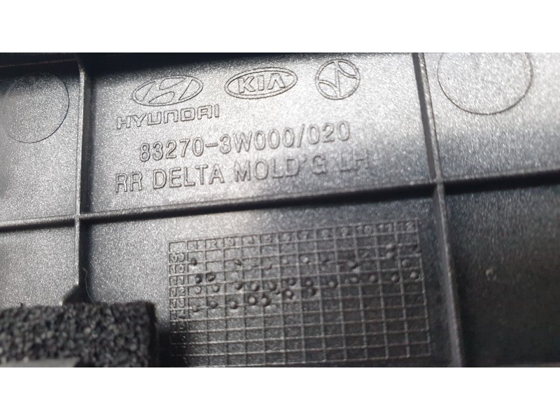 Recambio de moldura puerta trasera izquierda para kia sportage iii (sl) 2.0 cvvt referencia OEM IAM 832703W020  