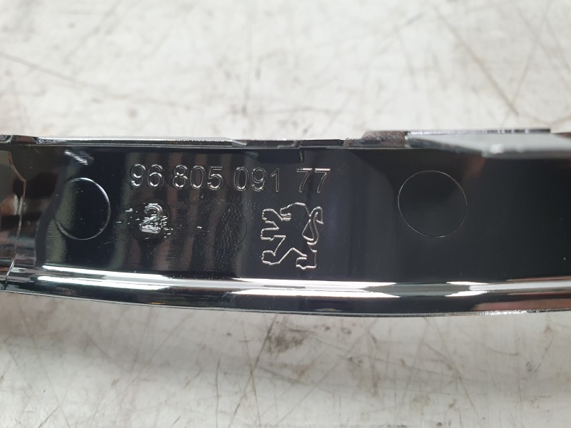 Recambio de moldura paragolpe delantera para peugeot 308 i (4a_, 4c_) 1.4 16v referencia OEM IAM 7452QJ 9680509077 , 9680509177 