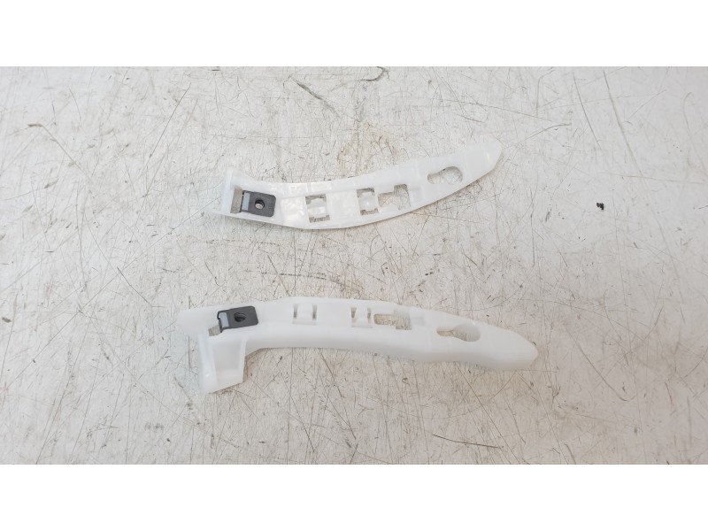 Recambio de soporte paragolpes trasero para peugeot 208 i (ca_, cc_) 1.6 referencia OEM IAM 1607255680  