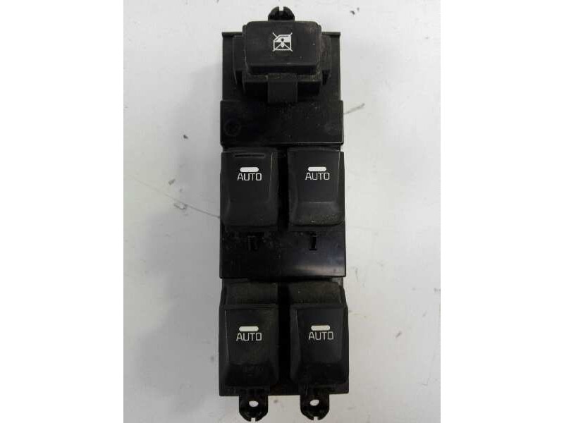 Recambio de mando elevalunas delantero izquierdo para kia cee´d drive referencia OEM IAM 93570A20000 49D4901000 