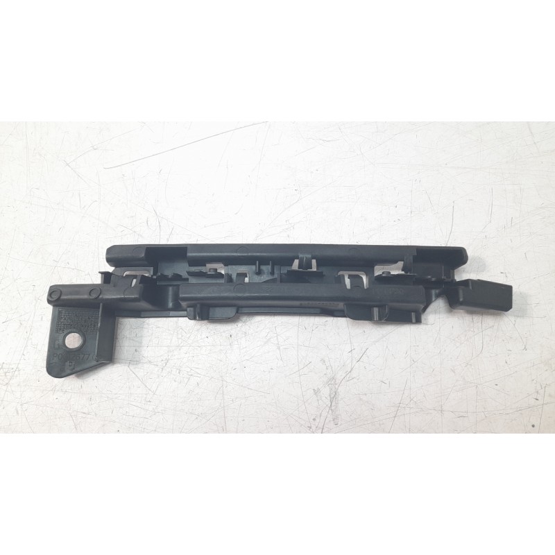 Recambio de soporte paragolpes delantero izquierdo para renault laguna iii (bt0/1) 3.5 v6 (bt0c, bt0p) referencia OEM IAM 622215