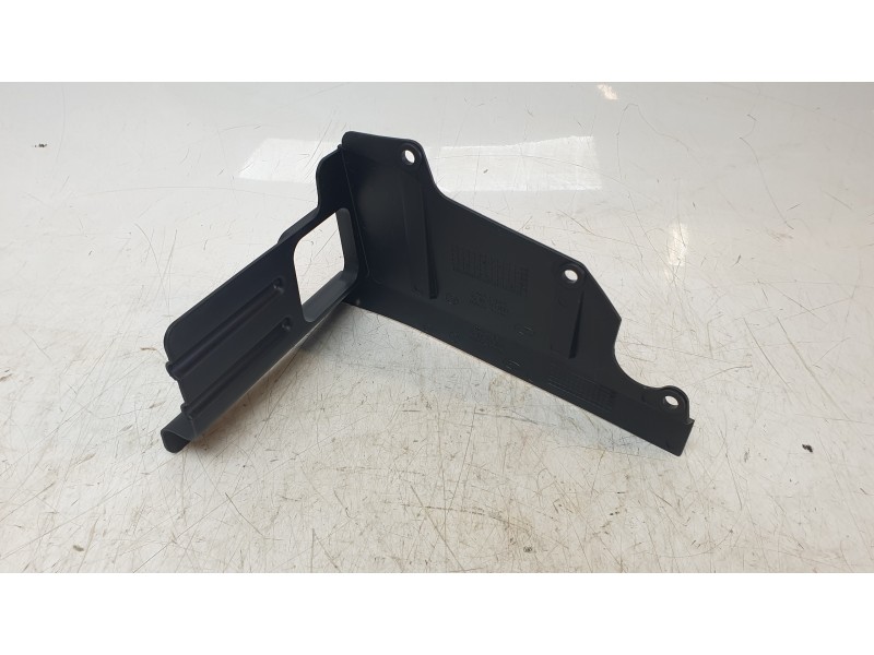 Recambio de moldura para hyundai elantra v sedán (md, ud) 1.6 referencia OEM IAM 2822127000  
