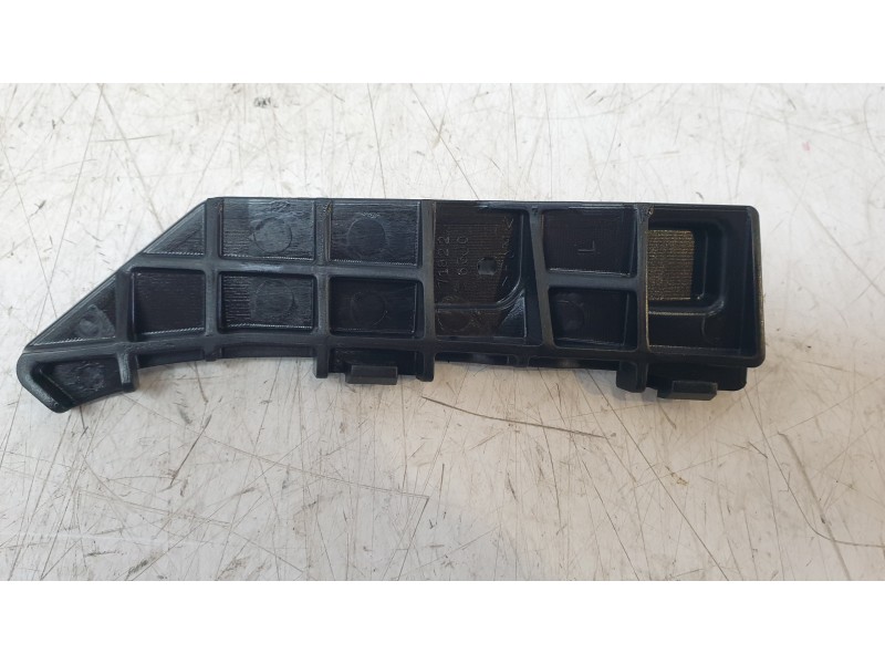 Recambio de soporte paragolpes trasero izquierdo para suzuki swift iii (mz, ez) 1.5 (rs 415) referencia OEM IAM 7182263J00  
