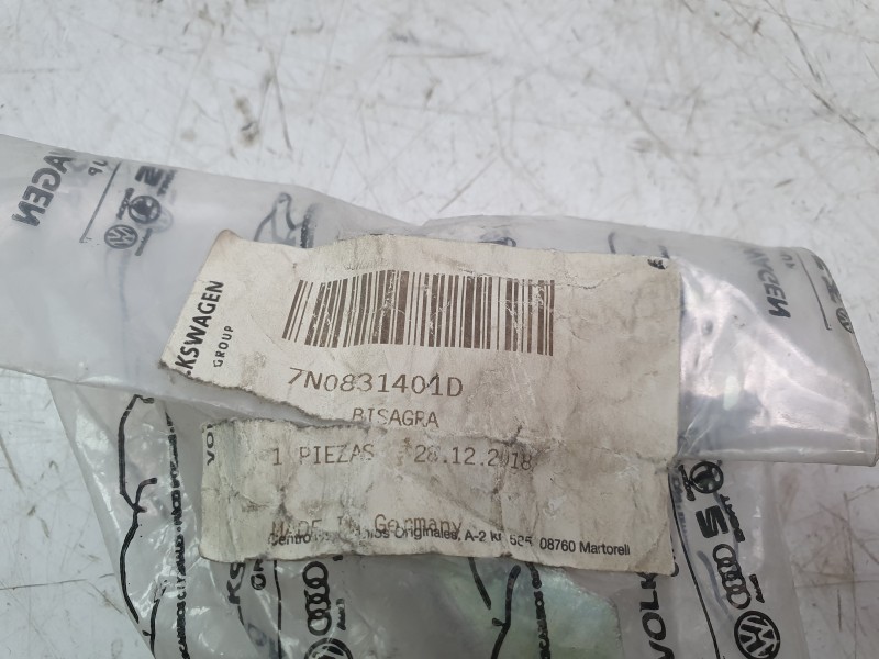 Recambio de bisagra puerta delantera izquierda para volkswagen up! (121, 122, bl1, bl2, bl3, 123) e-up referencia OEM IAM 7N0831