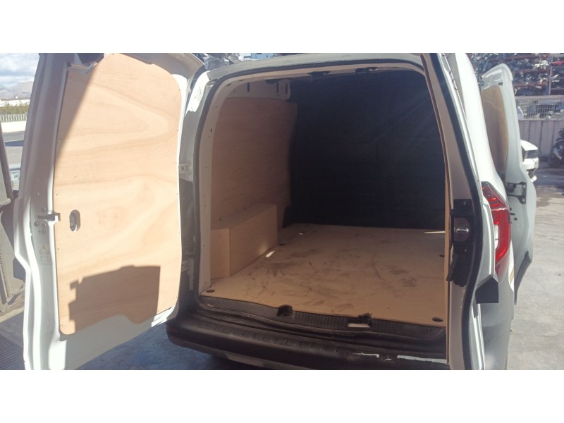 nissan townstar furgoneta/monovolumen (xfk) del año 2024