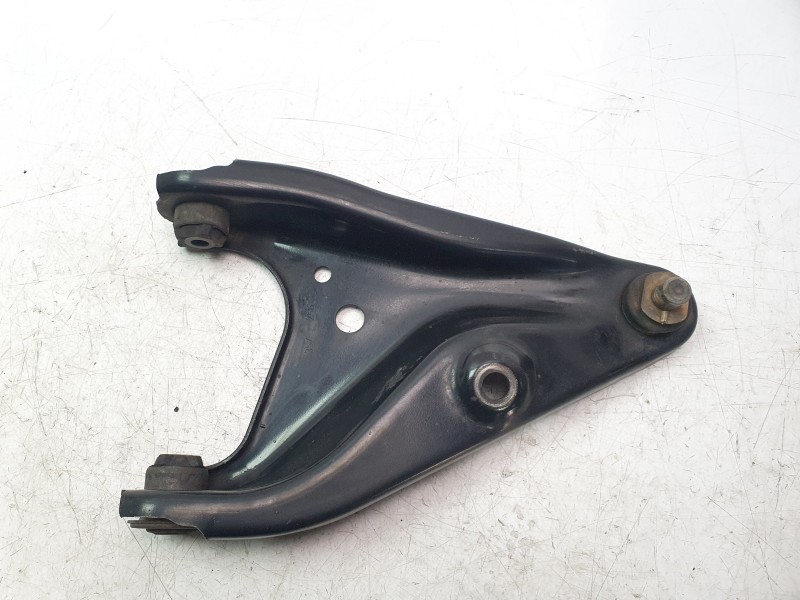 Recambio de brazo suspension inferior delantero derecho para dacia sandero ii tce 90 lpg (b8m1) referencia OEM IAM 545006623R  