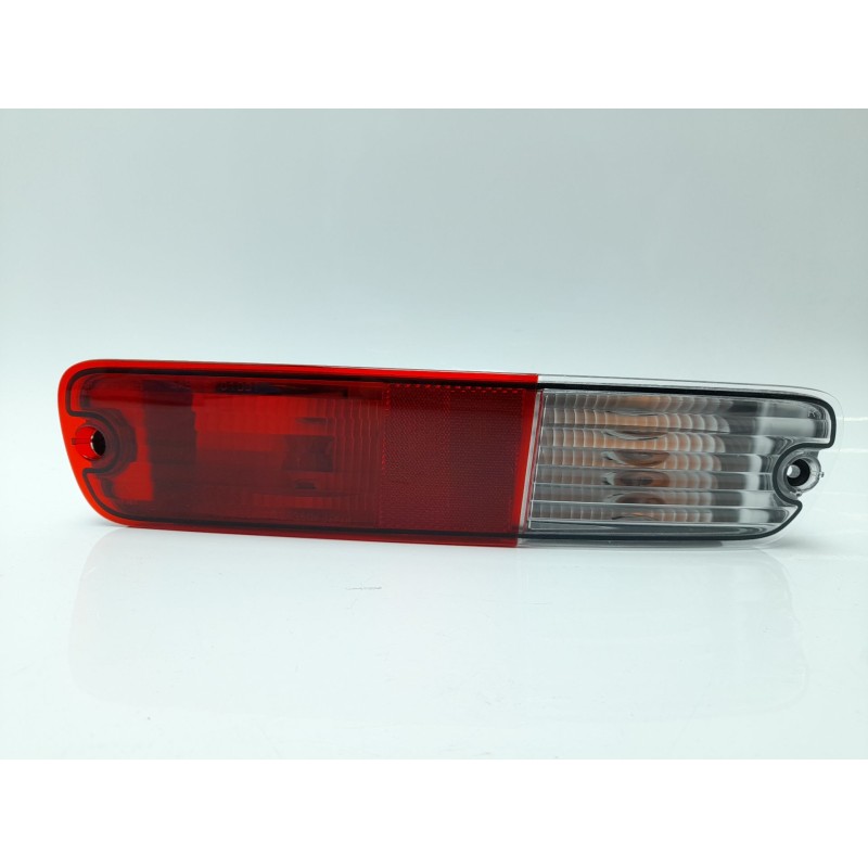 Recambio de piloto trasero derecho paragolpes para mitsubishi montero (v60/v70) referencia OEM IAM MN133776 108702756 108702756 