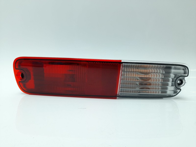 Recambio de piloto trasero derecho paragolpes para mitsubishi montero (v60/v70) referencia OEM IAM MN133776 108702756 108702756 