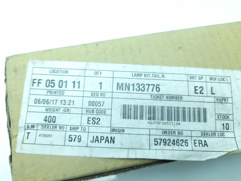 Recambio de piloto trasero derecho paragolpes para mitsubishi montero (v60/v70) referencia OEM IAM MN133776 108702756 108702756 