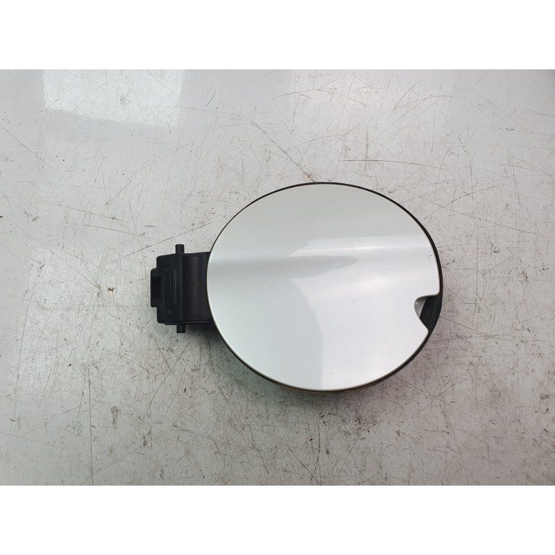 Recambio de tapa exterior combustible para peugeot 2008 i (cu_) 1.2 thp 110 / puretech 110 referencia OEM IAM 9818387680  