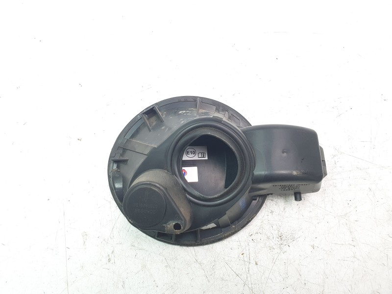 Recambio de tapa exterior combustible para peugeot 2008 i (cu_) 1.2 thp 110 / puretech 110 referencia OEM IAM 9818387680  