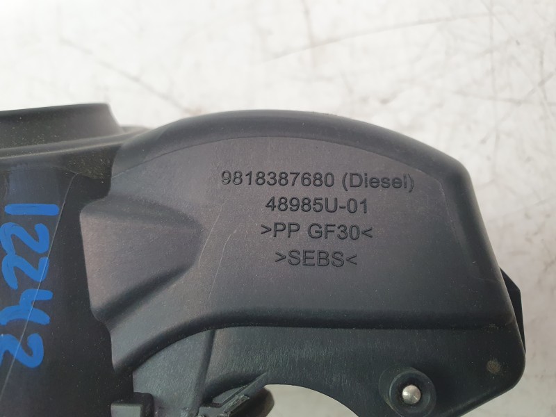 Recambio de tapa exterior combustible para peugeot 2008 i (cu_) 1.2 thp 110 / puretech 110 referencia OEM IAM 9818387680  