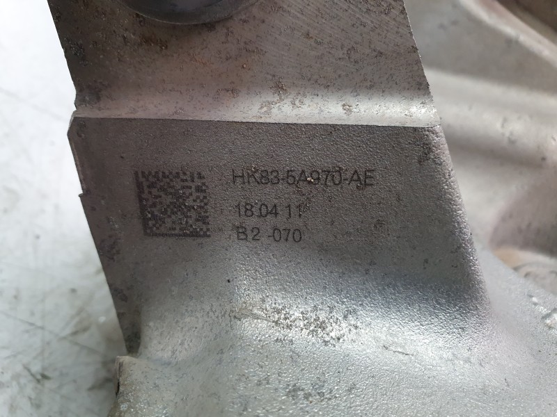 Recambio de mangueta trasera derecha para land rover range rover velar 2.0 turbo cat referencia OEM IAM HK835A970AE  