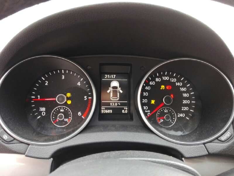 volkswagen golf vi (5k1) del año 2012