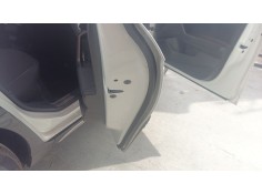 CERRADURA PUERTA TRASERA DERECHA 10A839016B 