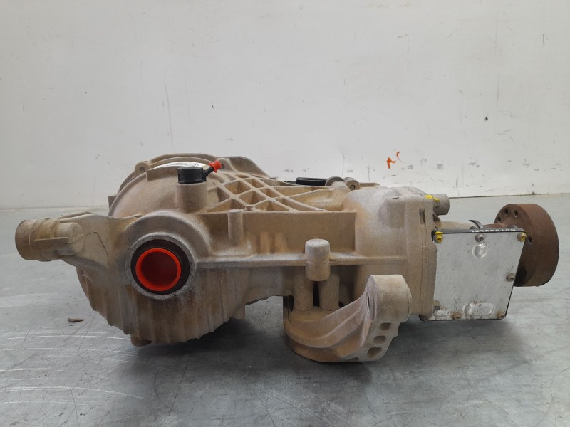 Recambio de diferencial trasero para land rover discovery sport hse referencia OEM IAM GK724N053AA  