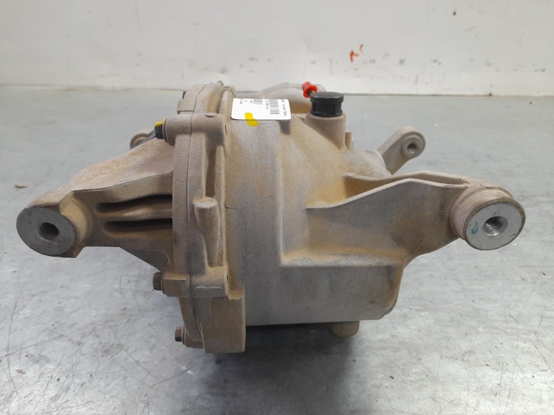 Recambio de diferencial trasero para land rover discovery sport hse referencia OEM IAM GK724N053AA  