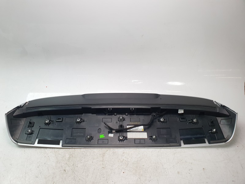 Recambio de aleron trasero para volkswagen golf viii variant (cg5, db5) 2.0 tdi referencia OEM IAM 5H9827933  
