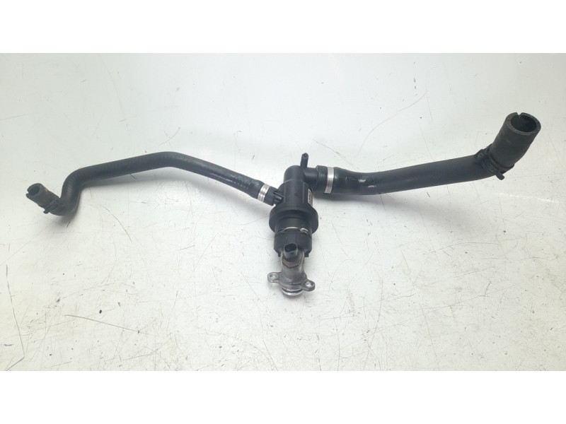 Recambio de termostato para bmw r 1200 r r 1200 r referencia OEM IAM 17652299669  