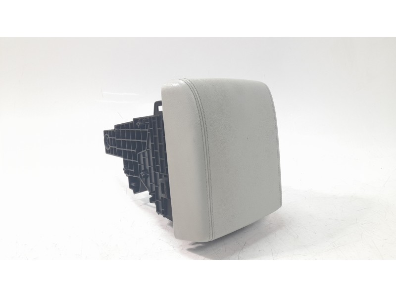 Recambio de apoyabrazos central para land rover discovery sport hse referencia OEM IAM LR102232  