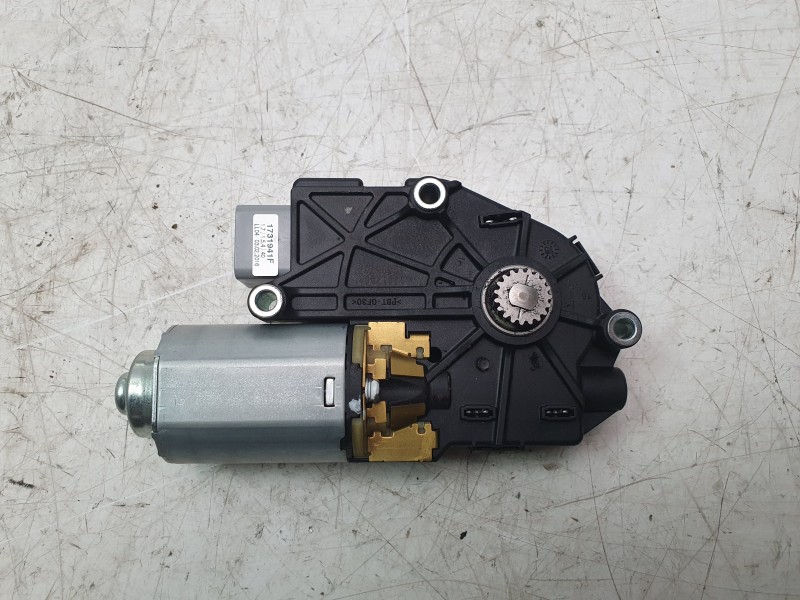 Recambio de motor techo electrico para land rover discovery sport hse referencia OEM IAM WR09C01AA 2016021980578 