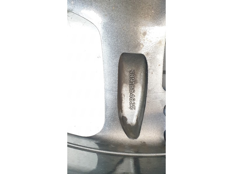 Recambio de llanta para smart 1 ev a las 4 ruedas referencia OEM IAM 8891684825  