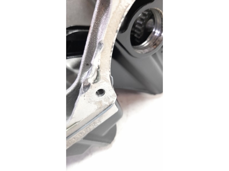 Recambio de carter derecho para bmw r 1200 r r 1200 r referencia OEM IAM 11008554888  