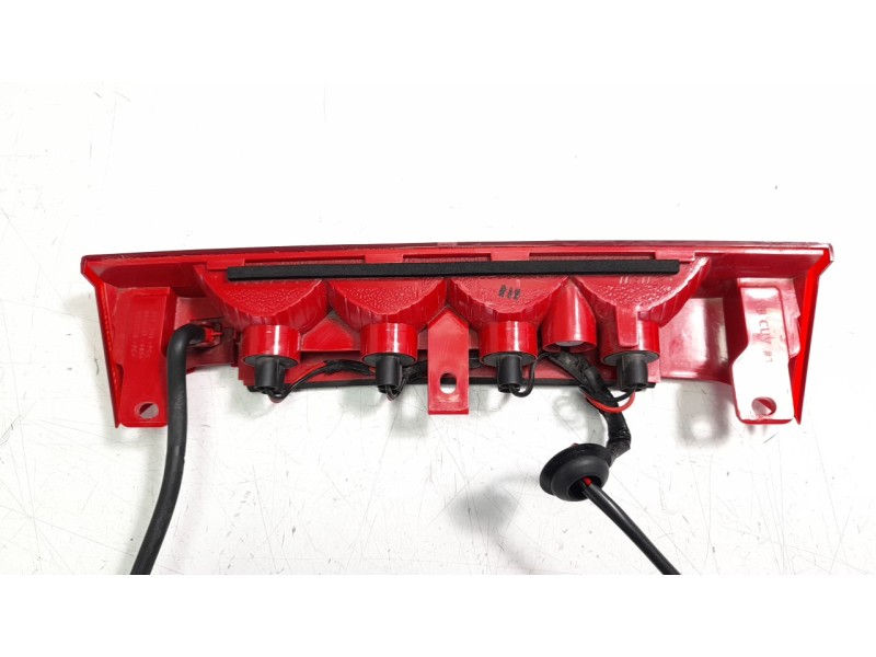 Recambio de luz central de freno para kia stonic (ybcuv) 1.2 cat referencia OEM IAM 92700H8400  