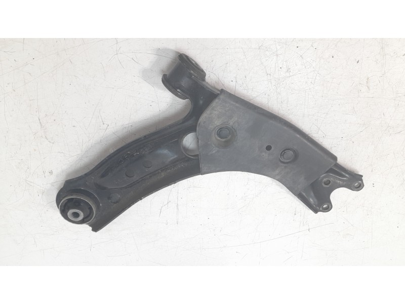 Recambio de brazo suspension inferior delantero izquierdo para volkswagen t-roc (a11, d11) 2.0 tdi referencia OEM IAM 5WA407151 