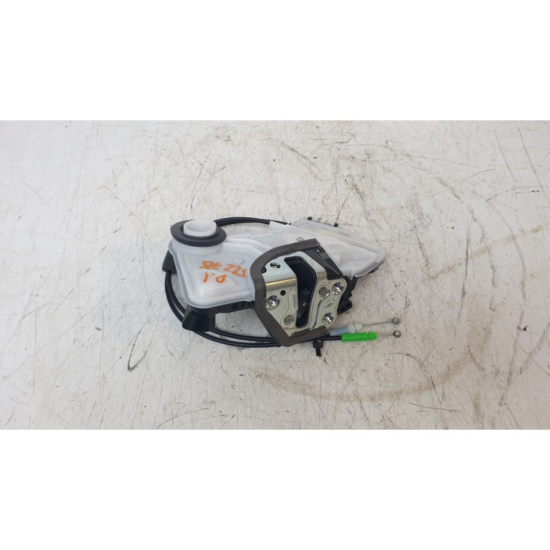 Recambio de cerradura puerta delantera izquierda para toyota rav 4 v (_a5_, _h5_) 2.5 hybrid awd (axap54) referencia OEM IAM 690