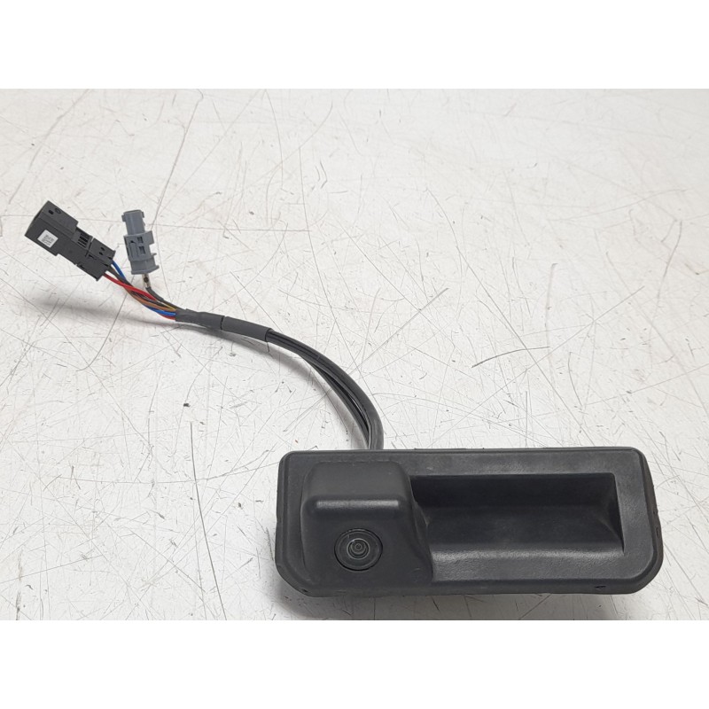 Recambio de maneta exterior porton para audi q3 sportback (f3n) 35 tdi referencia OEM IAM 81A827566A  