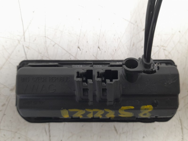 Recambio de maneta exterior porton para audi q3 sportback (f3n) 35 tdi referencia OEM IAM 81A827566A  