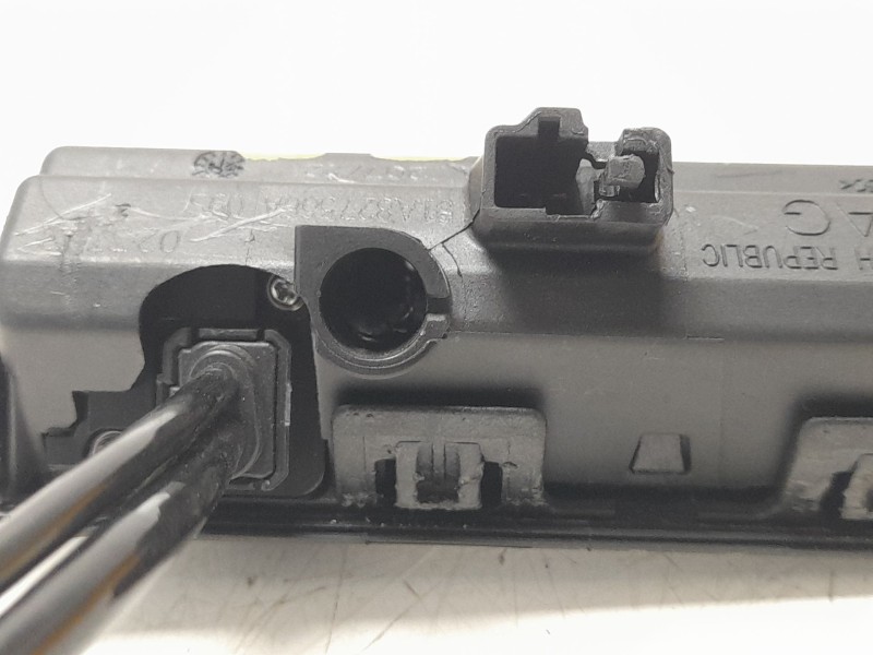 Recambio de maneta exterior porton para audi q3 sportback (f3n) 35 tdi referencia OEM IAM 81A827566A  